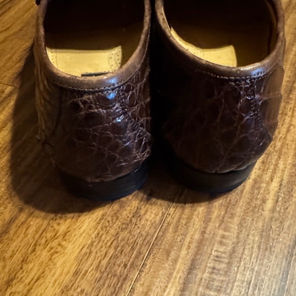 Mezlan Dark Brown Crocodile Leather Riley Loafers size 8 main image 9